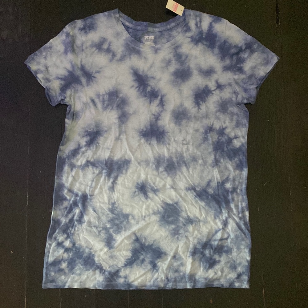 NWT PINK T-Shirt